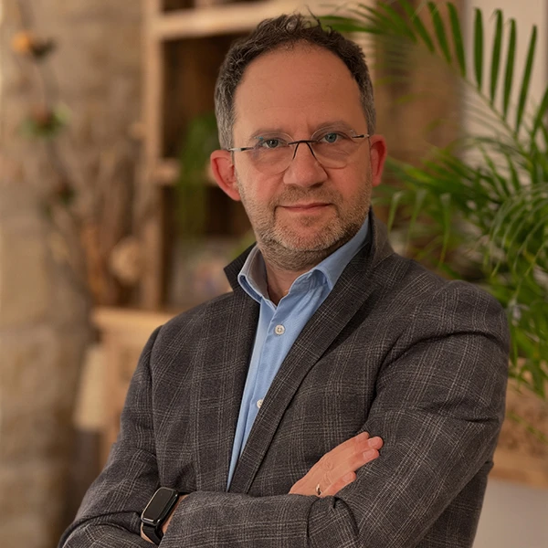 Bartosz Mnich — architekt systemów IT, mediator i negocjator